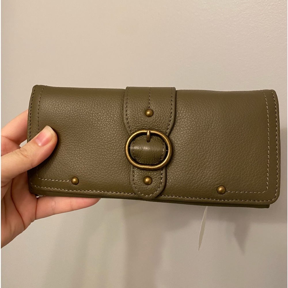 NWT Banana Republic Wallet